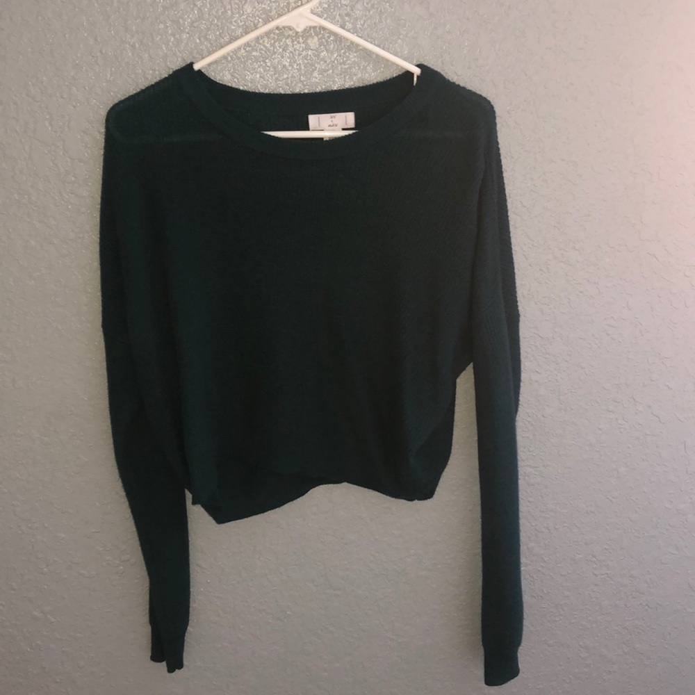 green cropped sweater
